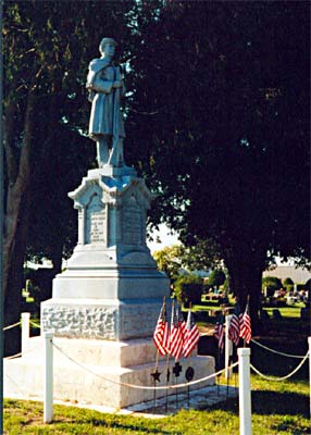 Mauston, Wis. Civil War monument in Oakwood Cemetery