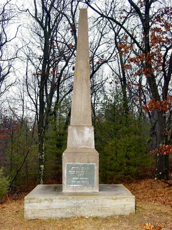 Civil War monument at Wautoma, Wis.